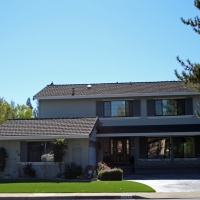 Faux Grass Del Rio, California Gardeners, Small Front Yard Landscaping