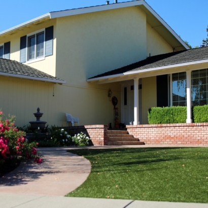 Fake Turf Valley Home, California Backyard Deck Ideas, Front Yard