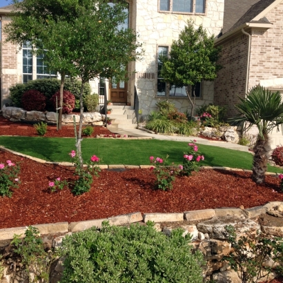 Green Lawn Denair, California Landscape Design, Front Yard